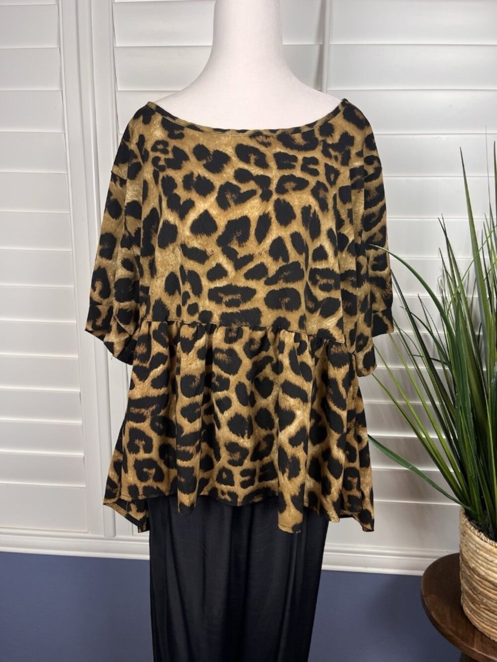 SHEIN Women’s 2XL Leopard Print Peplum Blouse Oversized High Low Top